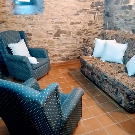 Country house Casa Pacios By M De Santiago Triacastela