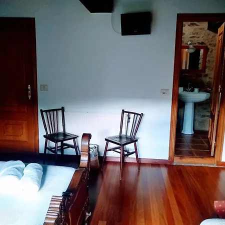 Landhaus Casa Pacios By M De Santiago Tríacastela