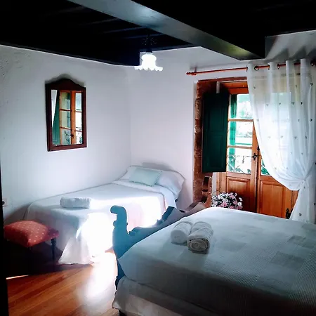 Casa Pacios By M De Santiago 컨트리하우스 *