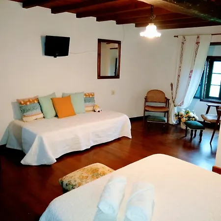 Casa Pacios By M De Santiago Country house Triacastela
