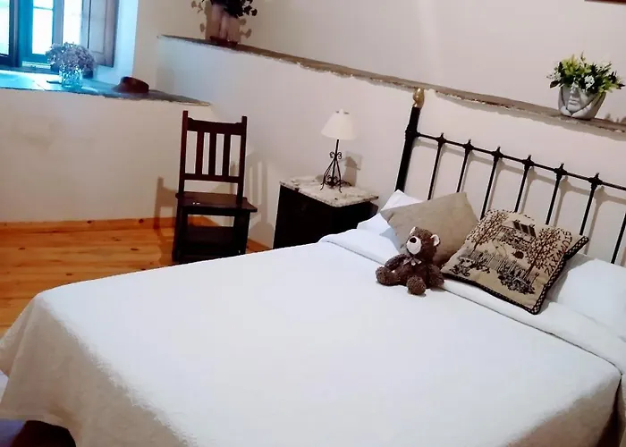 Landhaus Casa Pacios By M De Santiago Tríacastela