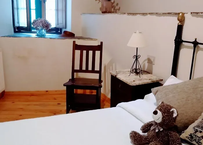 Landhaus Casa Pacios By M De Santiago Tríacastela