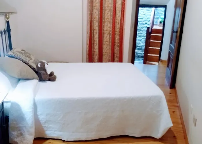 Casa Pacios By M De Santiago Kır Evi Tríacastela