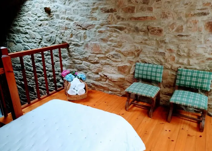 Landhaus Casa Pacios By M De Santiago Tríacastela