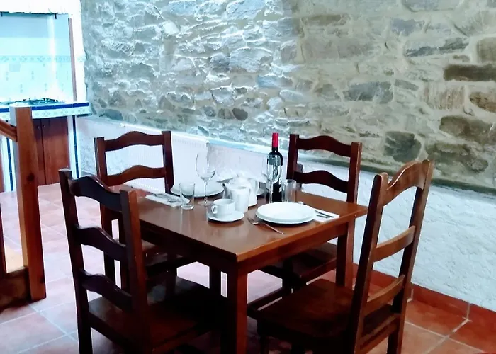 Casa Pacios By M De Santiago Tríacastela