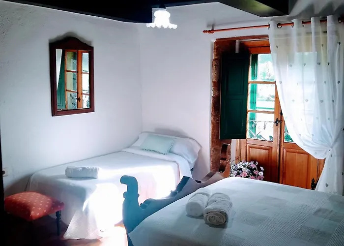 Casa Pacios By M De Santiago Landhaus *