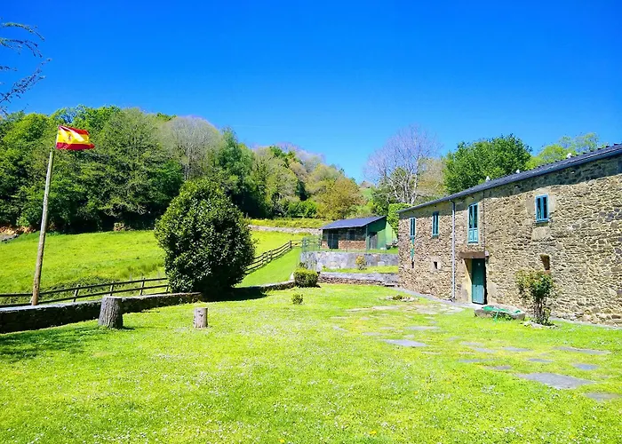 Casa Pacios By M De Santiago Landhaus Tríacastela